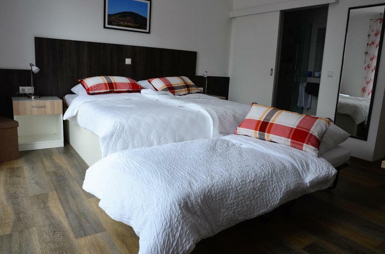 Gaestehaus Am Hochsimmer Nocleg ze śniadaniem 3*