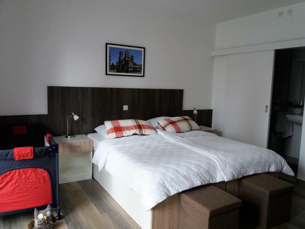 Gaestehaus Am Hochsimmer 3* Ettringen (Rhineland-Palatinate)